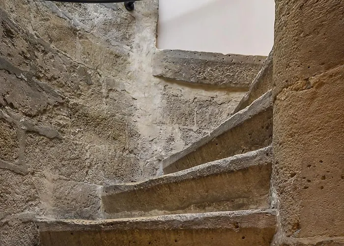 ホテル ベストウエスタン アラミス サン ジェルマン 3*