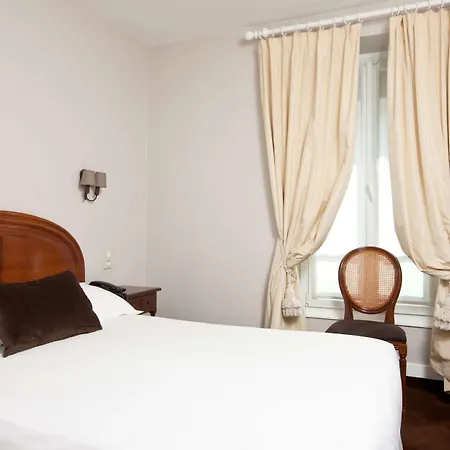 Western Aramis Saint Germain 3* Paříž