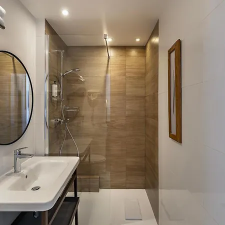 Hotel Western Aramis Saint Germain 3*
