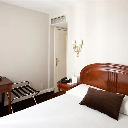 Western Aramis Saint Germain