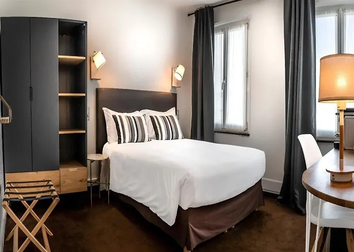 Hotel Western Aramis Saint Germain 3*