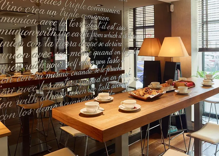 Hotel Western Aramis Saint Germain 3*