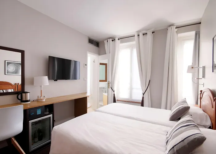 Hotel Western Aramis Saint Germain 3*